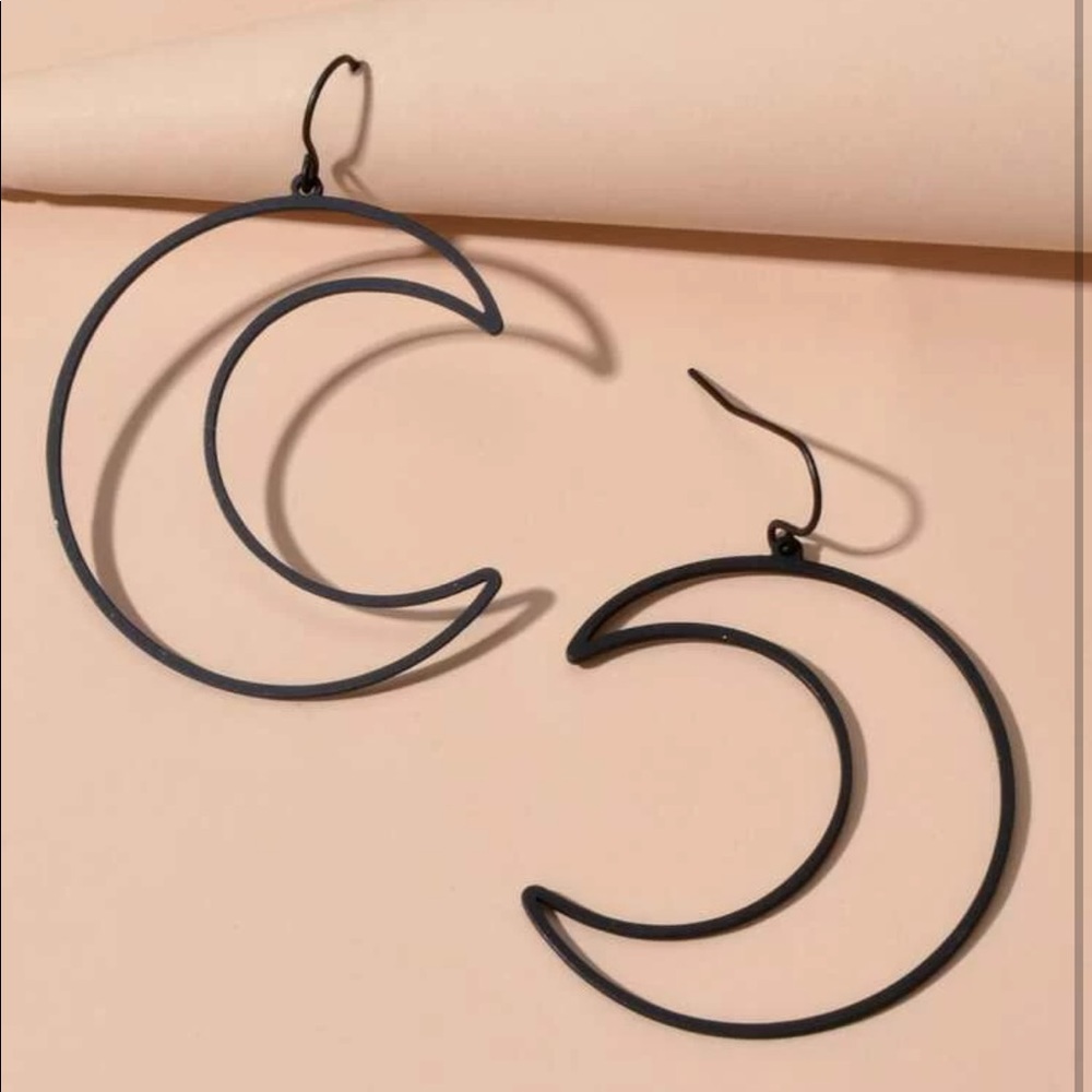 Gothic crescent moon earrings